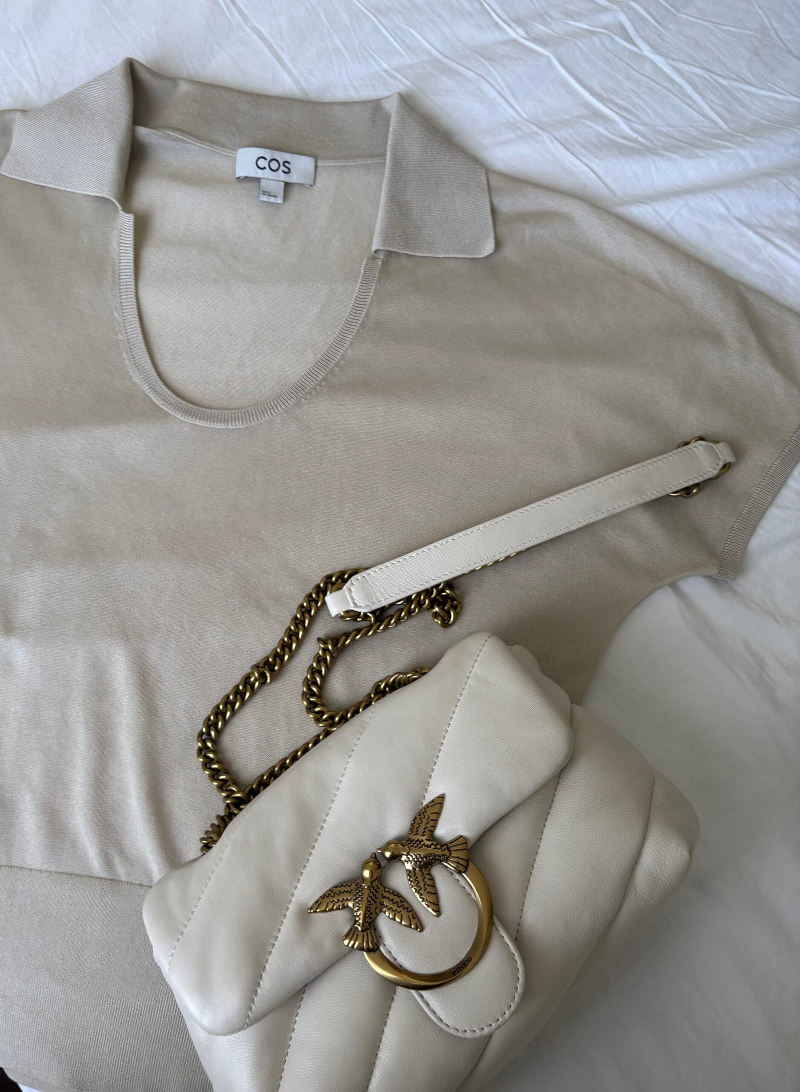 Een neutrale outfit samengesteld door MG Styling